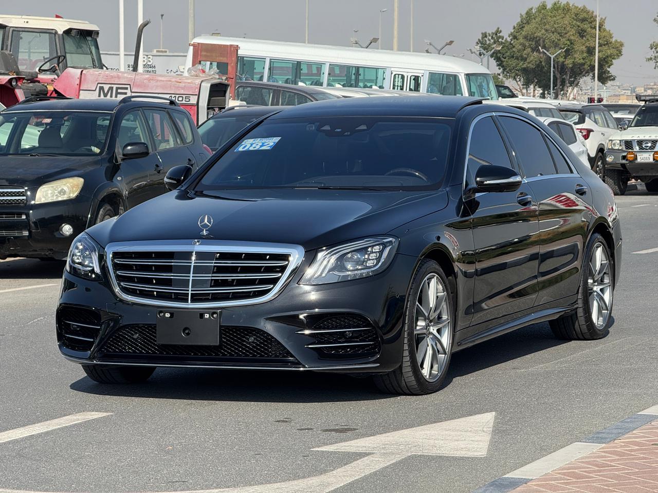 Mercedes Benz S560